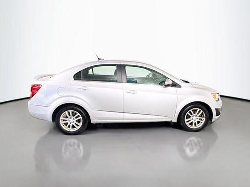 Silver Ice Metallic 2014 Chevrolet Sonic LT