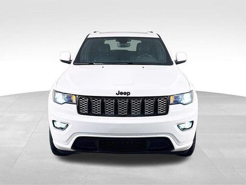 Bright White Clearcoat 2020 Jeep Grand Cherokee Altitude