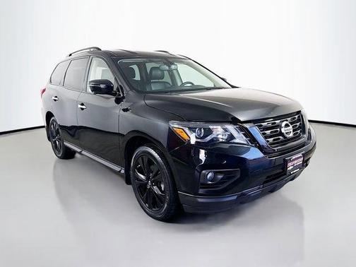 2018 Nissan Pathfinder SL