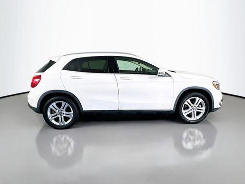 2018 Mercedes-Benz GLA 250 Base 4MATIC