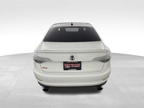 Pure White 2021 Volkswagen Jetta GLI 2.0T S