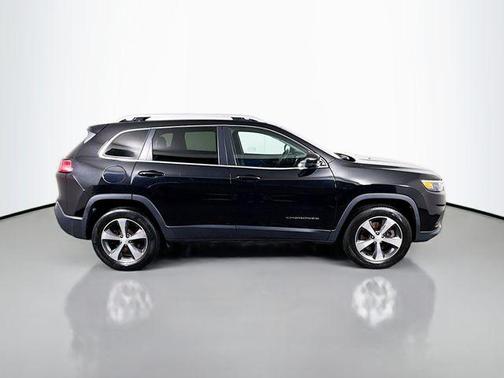 Diamond Black 2019 Jeep Cherokee Limited