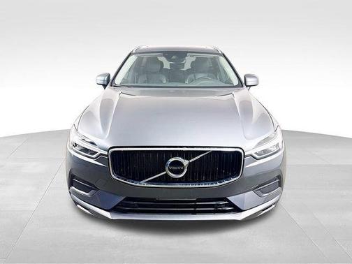 Osmium Gray Metallic 2020 Volvo XC60 T5 Momentum