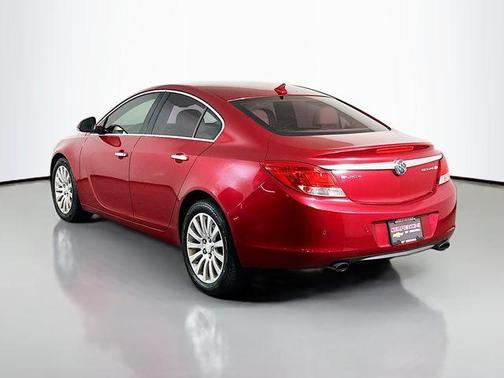 2013 Buick Regal Premium 1