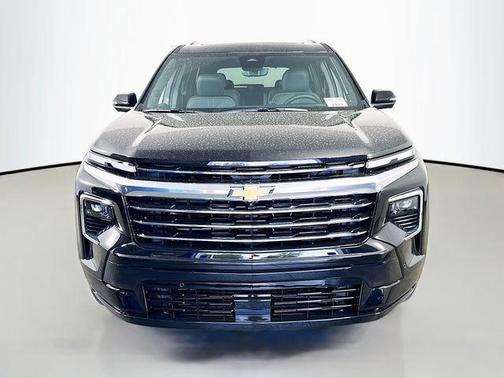Mosaic Black Metallic 2026 Chevrolet Traverse High Country