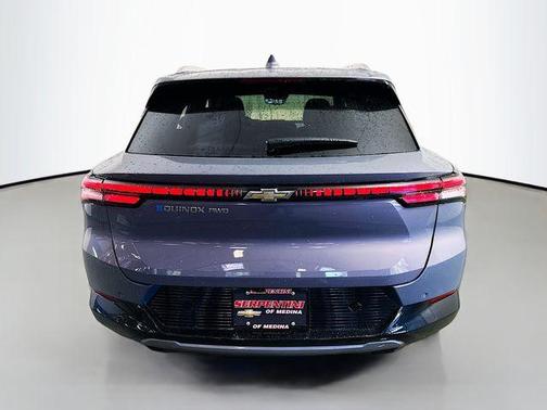 2026 Chevrolet Equinox EV LT 2