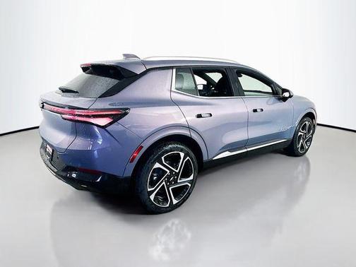 2026 Chevrolet Equinox EV LT 2