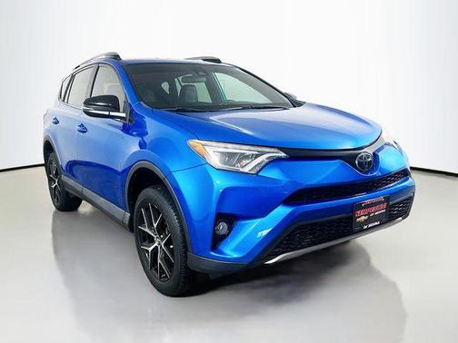 2017 Toyota RAV4 SE