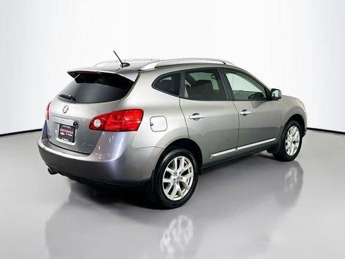 2011 Nissan Rogue SV
