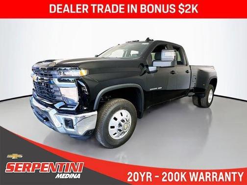2025 Chevrolet Silverado 3500 LT