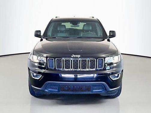 Diamond Black 2021 Jeep Grand Cherokee Laredo X