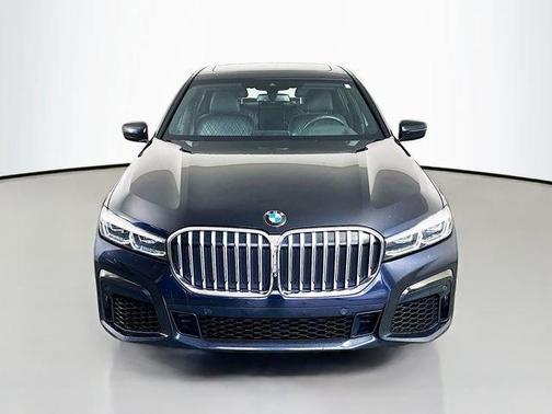 2021 BMW 740 i xDrive