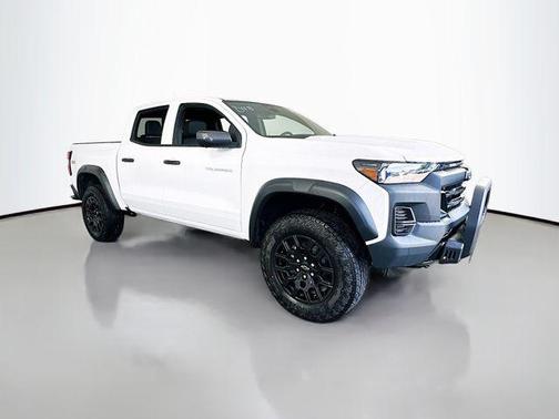 Summit White 2025 Chevrolet Colorado Trail Boss