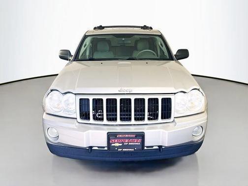 2007 Jeep Grand Cherokee Laredo
