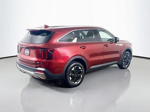 Red 2024 Kia Sorento S