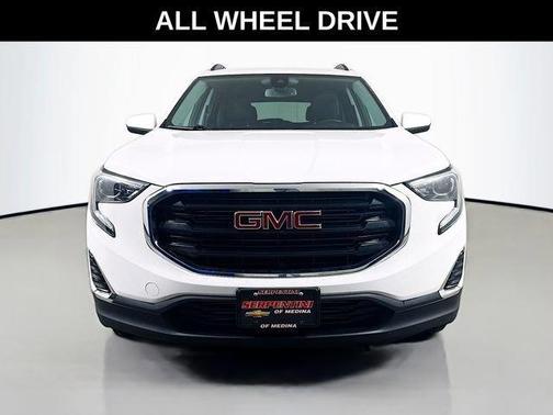 Summit White 2020 GMC Terrain SLE