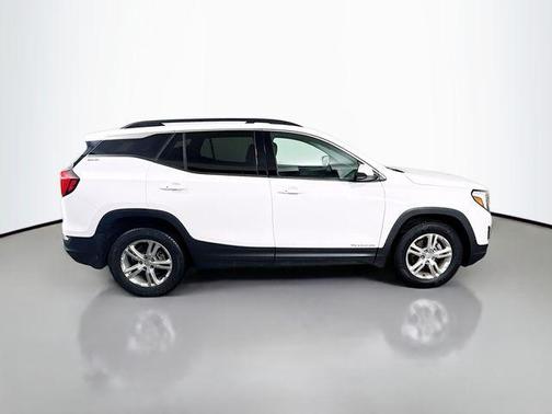 Summit White 2020 GMC Terrain SLE