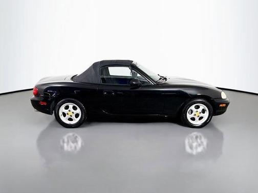 Brilliant Black 1999 Mazda MX-5 Miata W/ ONLY 66K MILES