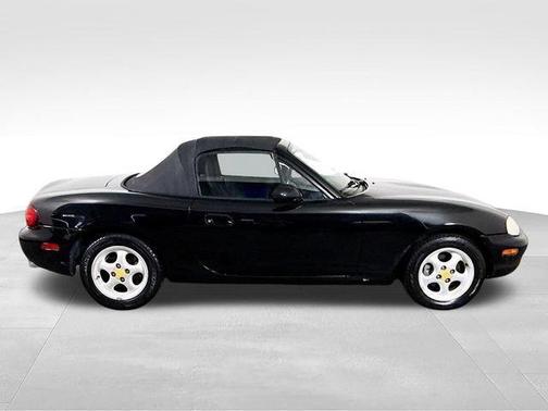 Brilliant Black 1999 Mazda MX-5 Miata W/ ONLY 66K MILES