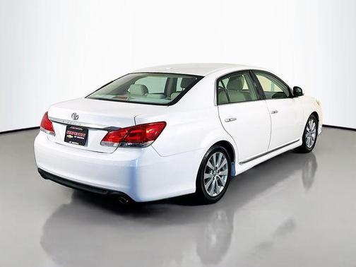 2011 Toyota Avalon Limited