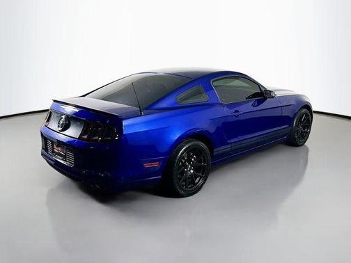 2013 Ford Mustang V6