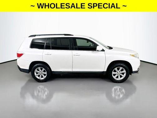 2011 Toyota Highlander SE