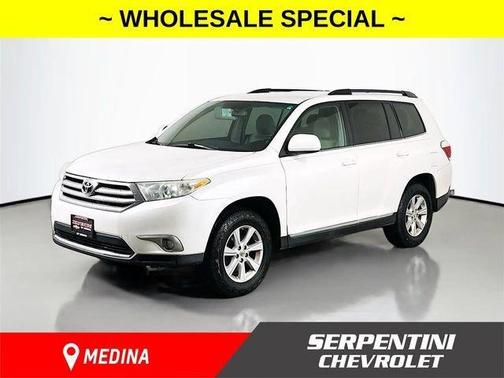 2011 Toyota Highlander SE