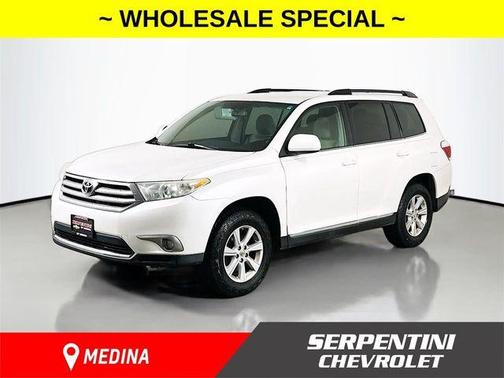 2011 Toyota Highlander SE