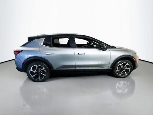 Sterling Gray Metallic 2026 Chevrolet Equinox EV LT 2