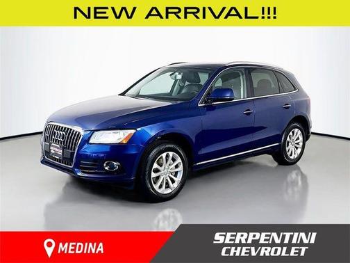 Scuba Blue Metallic 2016 Audi Q5 2.0T Premium