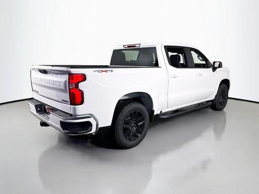 Summit White 2026 Chevrolet Silverado 1500 RST