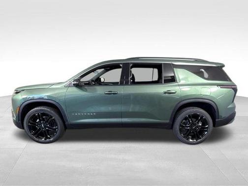 Green Metallic 2027 Chevrolet Traverse LT