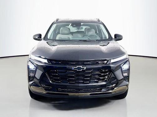 Mosaic Black Metallic 2026 Chevrolet Trax ACTIV