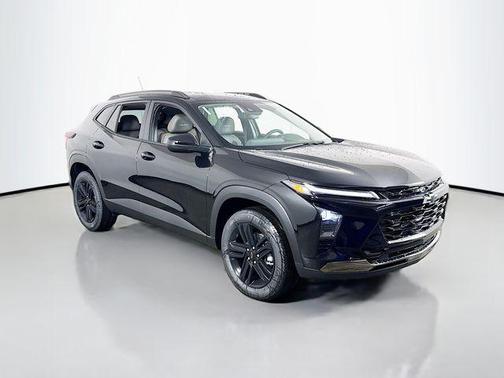 Mosaic Black Metallic 2026 Chevrolet Trax ACTIV