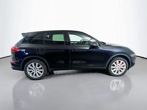 2015 Porsche Cayenne Turbo