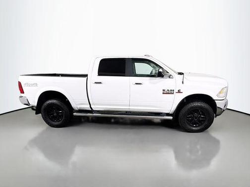 Bright White Clearcoat 2018 RAM 2500 Big Horn
