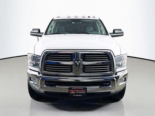 Bright White Clearcoat 2018 RAM 2500 Big Horn