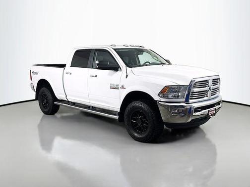 Bright White Clearcoat 2018 RAM 2500 Big Horn