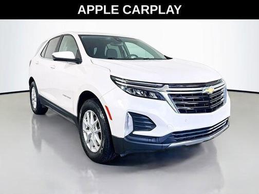 Iridescent Pearl Tricoat 2022 Chevrolet Equinox 1LT