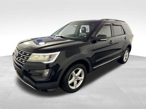 Shadow Black 2016 Ford Explorer XLT
