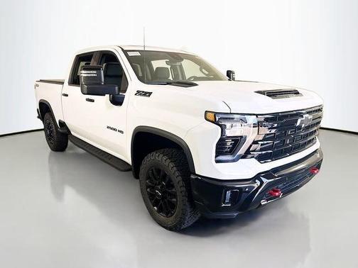Summit White 2026 Chevrolet Silverado 2500 LTZ