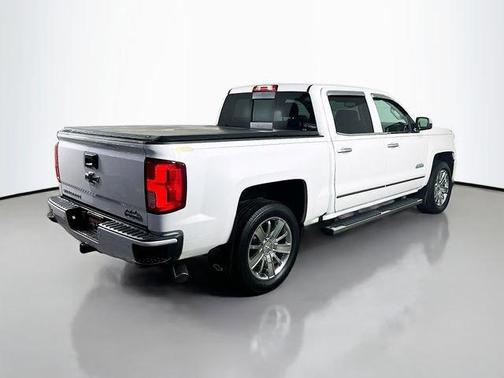 2017 Chevrolet Silverado 1500 High Country