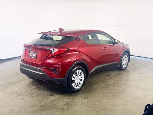 Ruby Flare Pearl 2019 Toyota C-HR LE