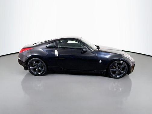 Magnetic Black Pearl 2008 Nissan 350Z Enthusiast