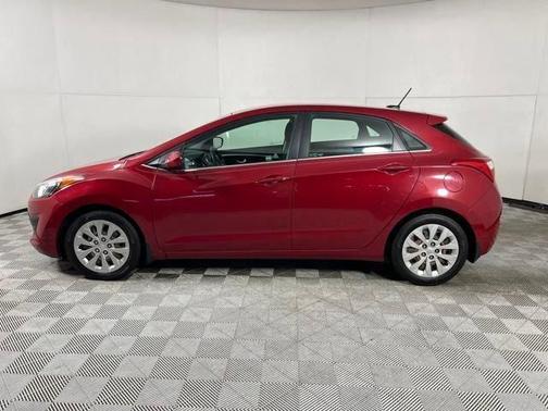 2016 Hyundai Elantra GT Base
