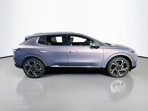 2026 Chevrolet Equinox EV LT 2