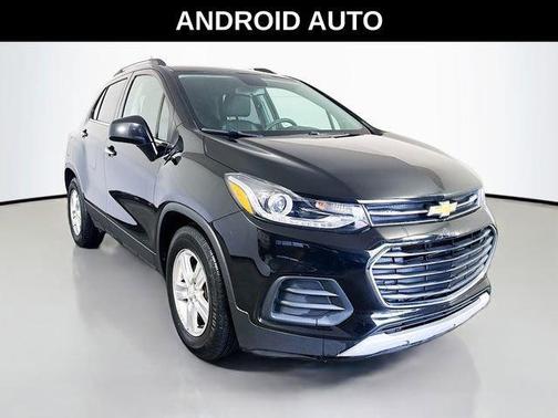 Mosaic Black Metallic 2020 Chevrolet Trax LT