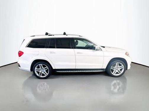 2016 Mercedes-Benz GL-Class GL 550 4MATIC