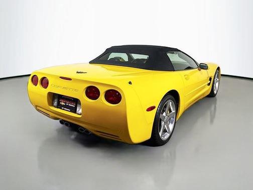 Millennium Yellow 2004 Chevrolet Corvette Base