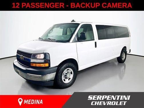2020 Chevrolet Express 3500 LT